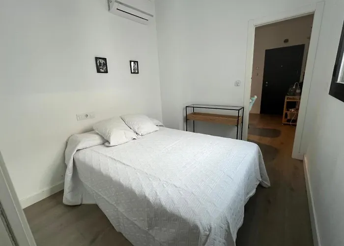 Moderno Con Piscina Privada *