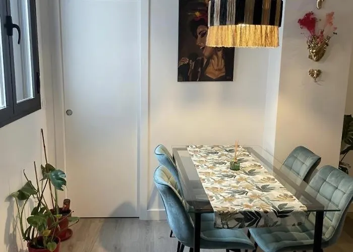 Moderno Con Piscina Privada