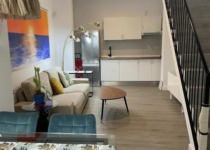 Apartamento Moderno Con Piscina Privada *